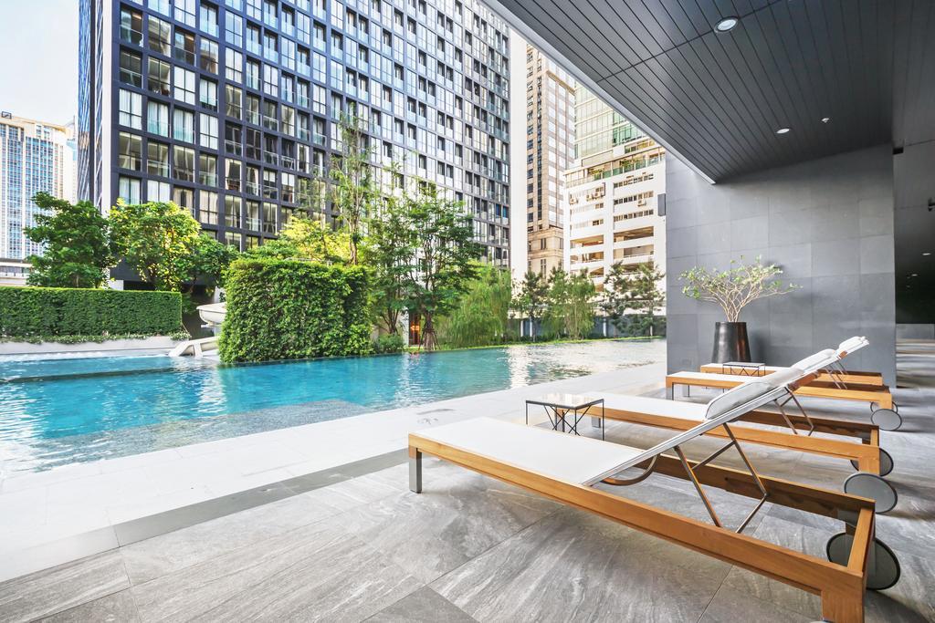 Grand Central Bangkok By Favstay Bagian luar foto